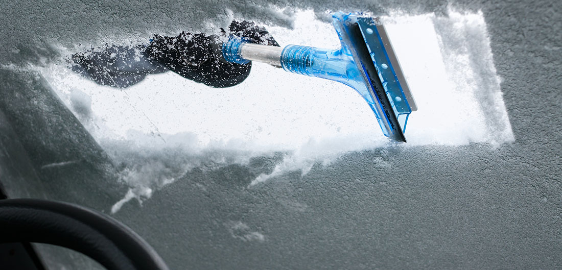 14 Hacks to Deal with Snow and Ice on Your Car